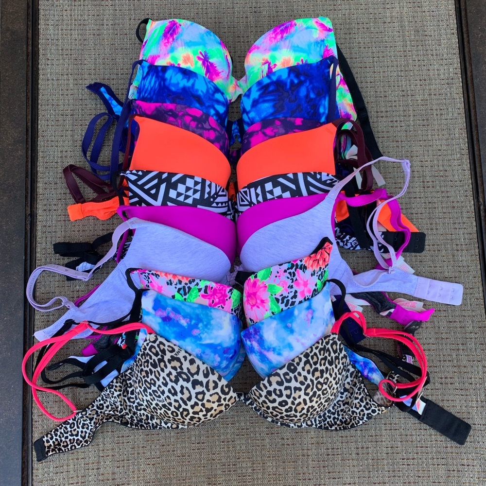Victoria’s Secret PINK bra